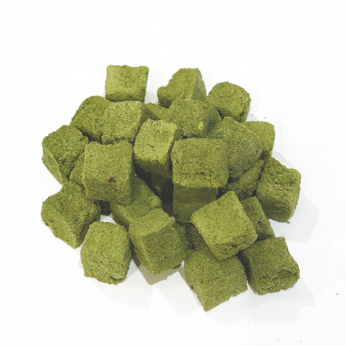 PawPure™ Freeze Dried Cat Grass Cubes | Herbal Fibre Treat for Cats and Dogs