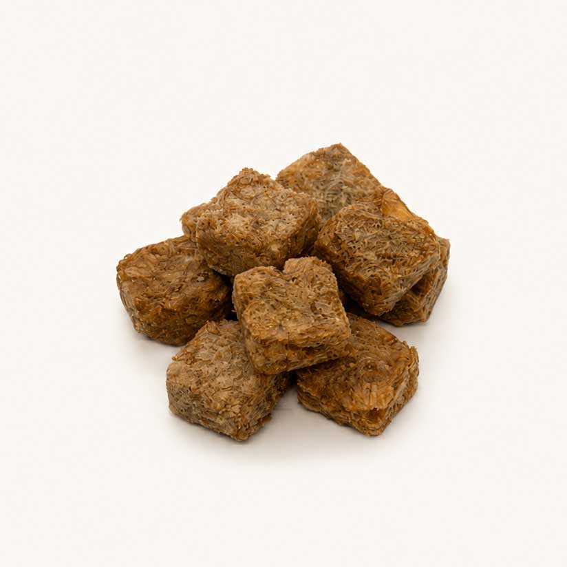 PawPure Rosy Immune freeze-dried chicken and rosehip treats for cats and dogs