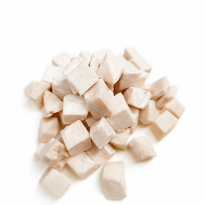 Freeze Dried Chicken & Carrot Cubes | Protein & Fibre Treat for Cats and Dogs